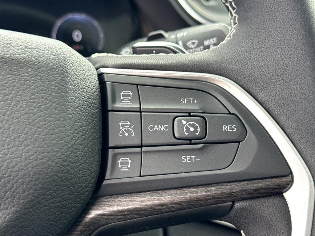 new 2025 Jeep Grand Cherokee L car, priced at $54,835