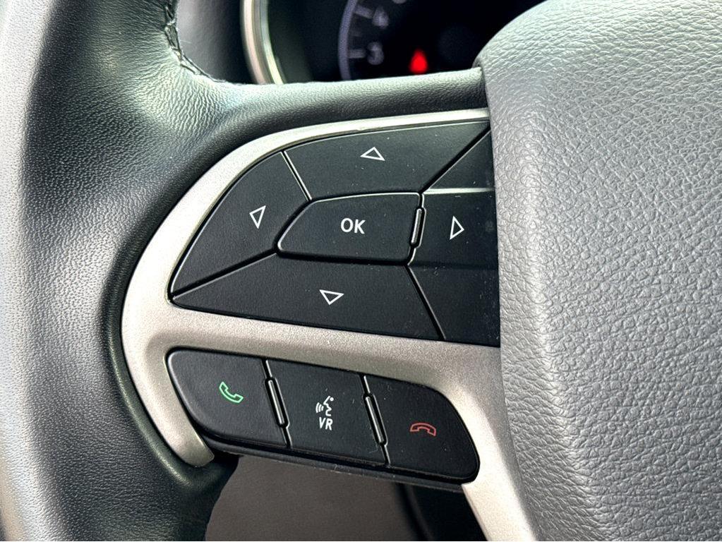 used 2022 Jeep Grand Cherokee car, priced at $25,266
