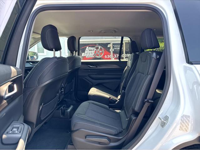 used 2023 Jeep Grand Cherokee L car, priced at $31,983