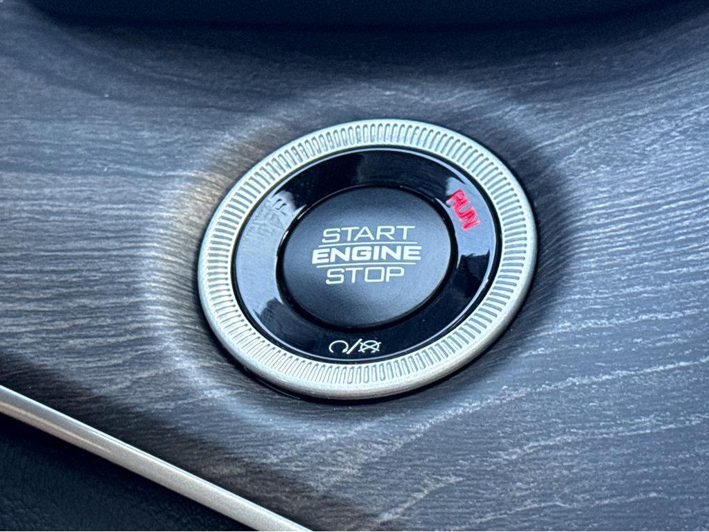 used 2025 Jeep Grand Cherokee L car, priced at $43,994