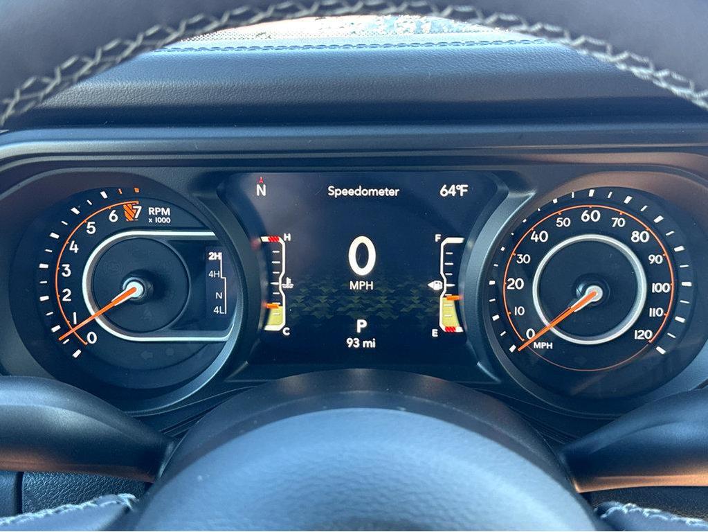 new 2025 Jeep Gladiator car, priced at $59,075