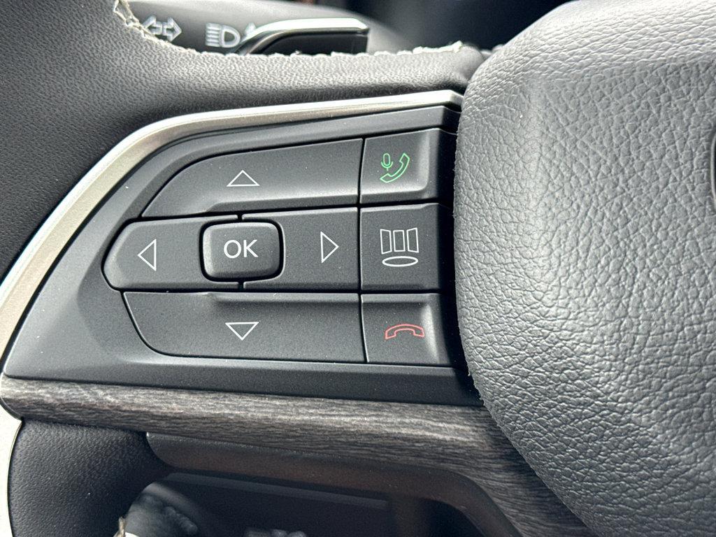 new 2025 Jeep Grand Cherokee L car, priced at $52,110