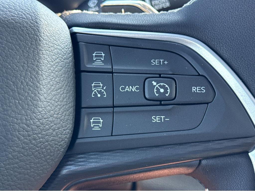 new 2025 Jeep Grand Cherokee L car, priced at $49,480