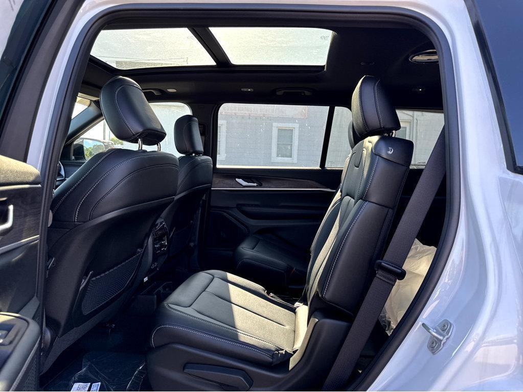 new 2025 Jeep Grand Cherokee L car, priced at $51,315