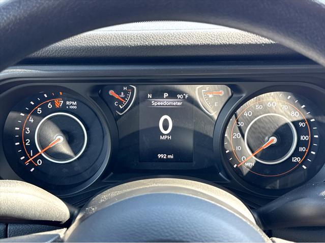 new 2025 Jeep Gladiator car, priced at $46,230