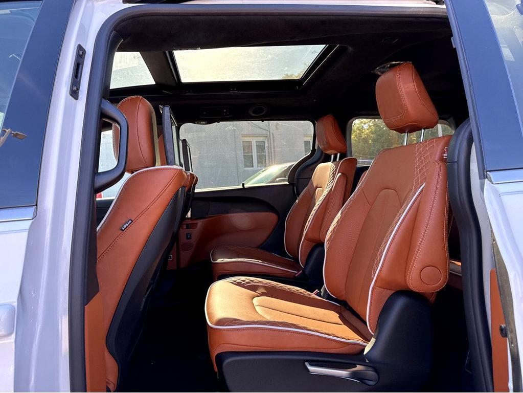 new 2026 Chrysler Pacifica car, priced at $56,565