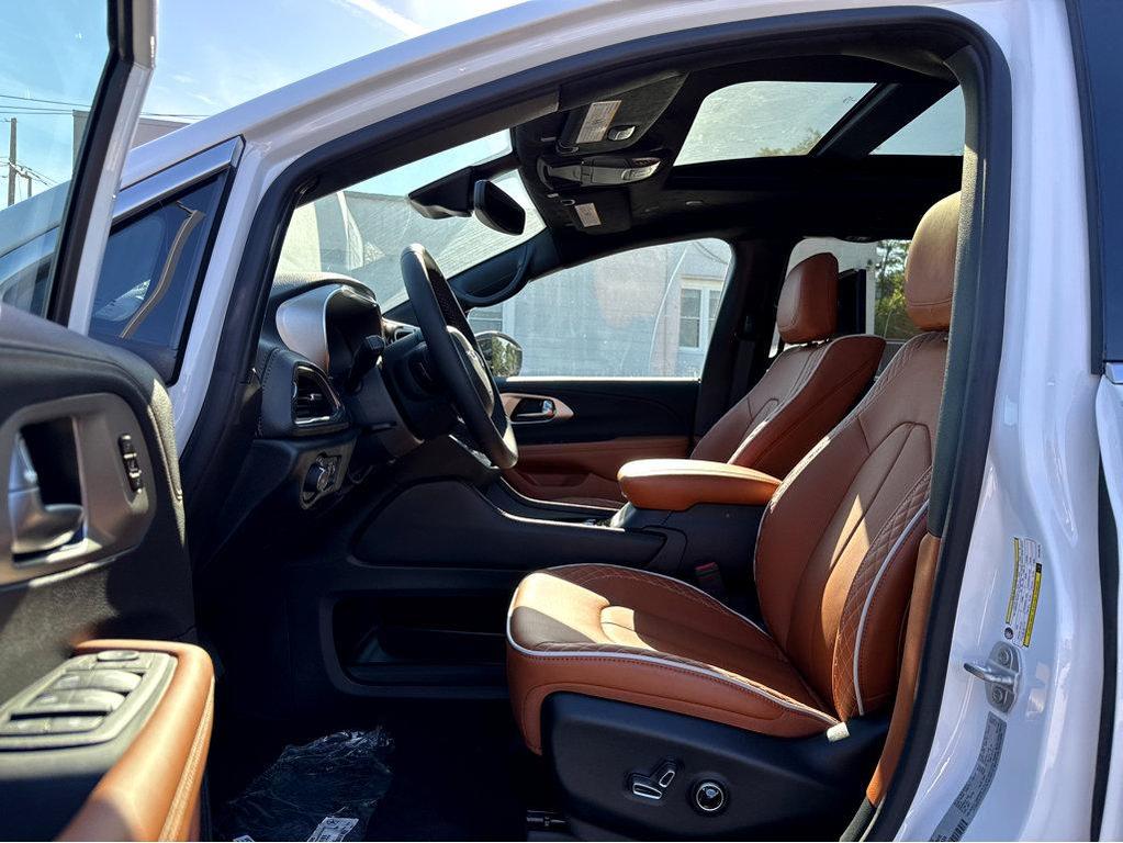 new 2026 Chrysler Pacifica car, priced at $56,565