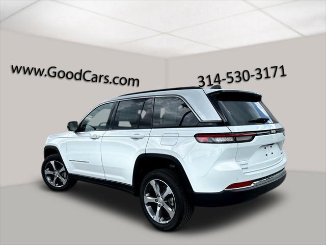 new 2025 Jeep Grand Cherokee car, priced at $52,040