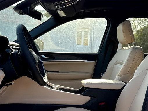 new 2025 Jeep Grand Cherokee car, priced at $52,040