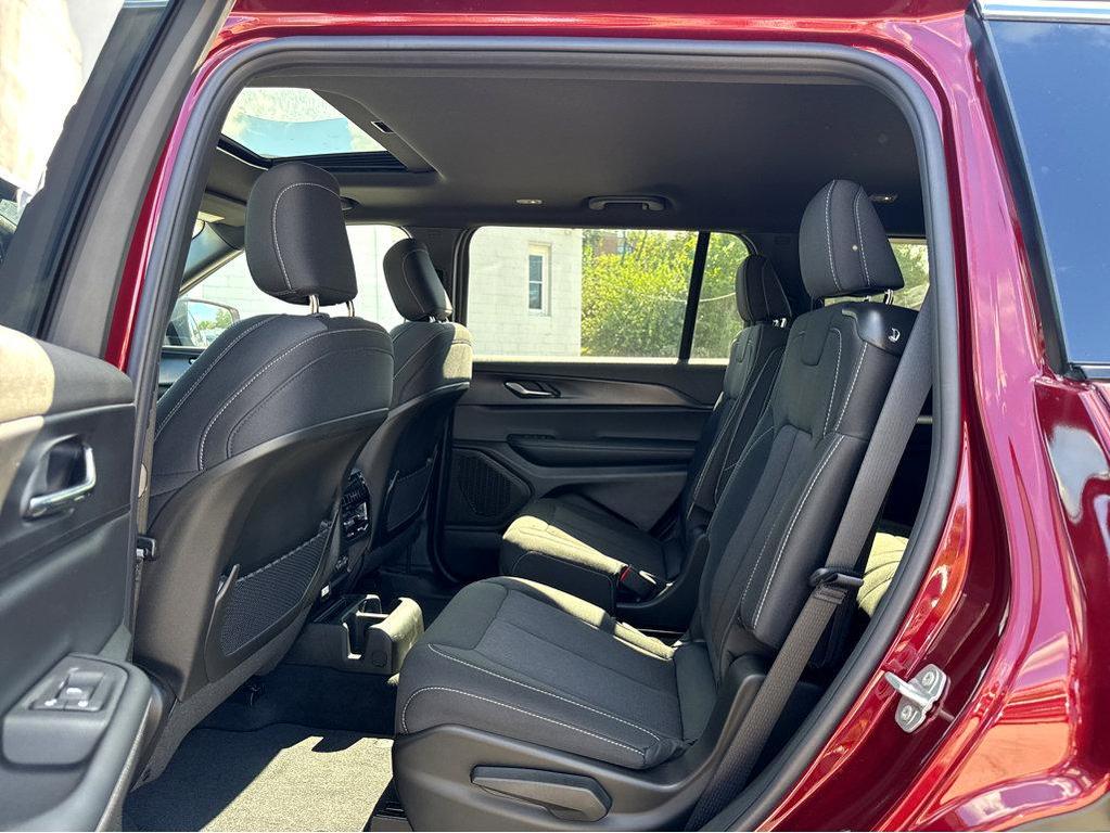 new 2025 Jeep Grand Cherokee L car, priced at $45,920