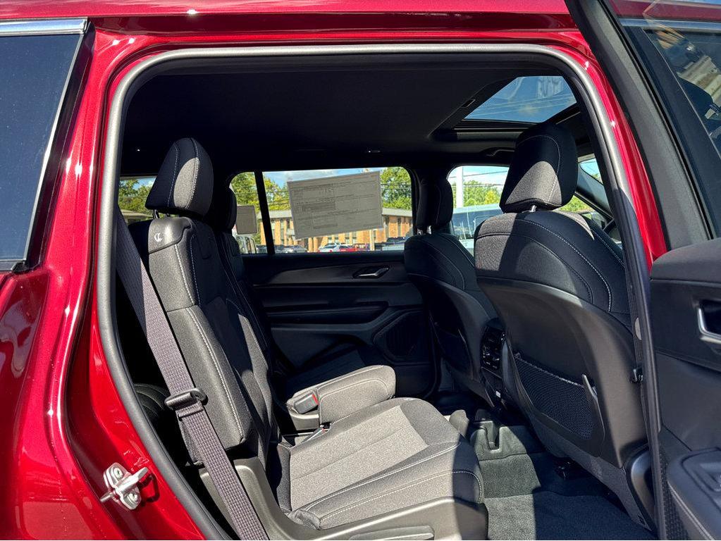 new 2025 Jeep Grand Cherokee L car, priced at $45,920