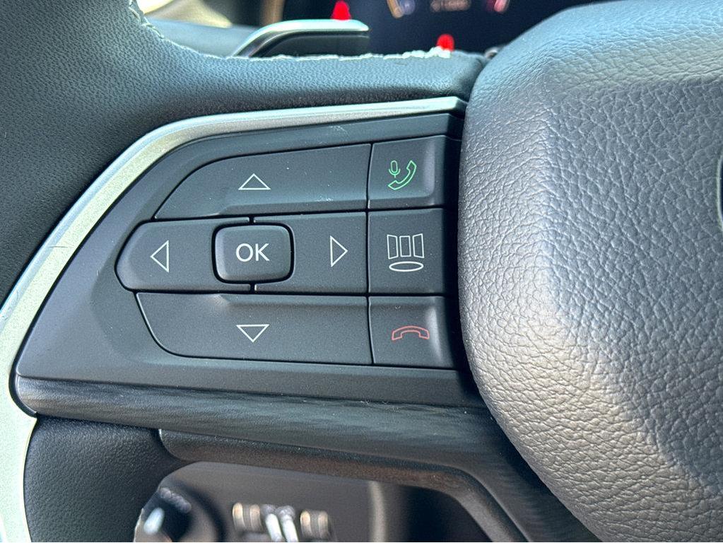 new 2025 Jeep Grand Cherokee L car, priced at $45,920