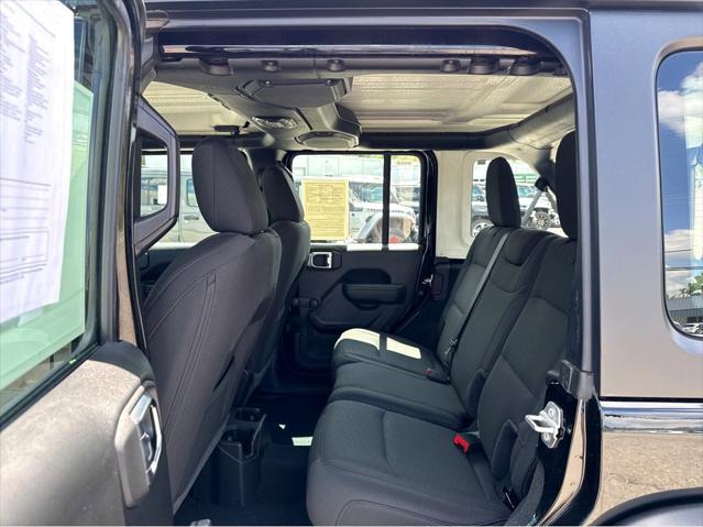 used 2022 Jeep Wrangler Unlimited car, priced at $31,141