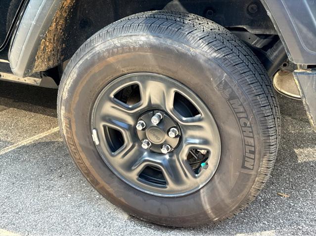 used 2022 Jeep Wrangler Unlimited car, priced at $31,141