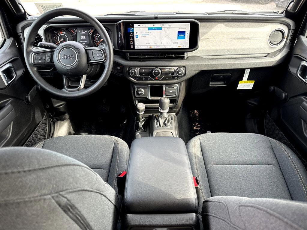 new 2025 Jeep Wrangler car, priced at $43,580