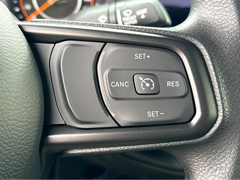 new 2025 Jeep Wrangler car, priced at $41,785