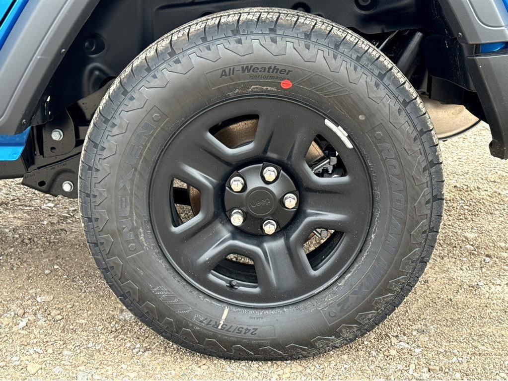 new 2025 Jeep Wrangler car, priced at $41,785