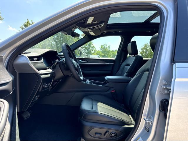 new 2025 Jeep Grand Cherokee L car, priced at $52,110