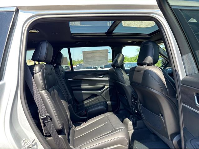 new 2025 Jeep Grand Cherokee L car, priced at $52,110