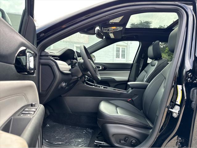 new 2025 Jeep Compass car, priced at $38,110