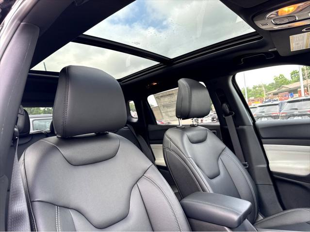 new 2025 Jeep Compass car, priced at $38,110