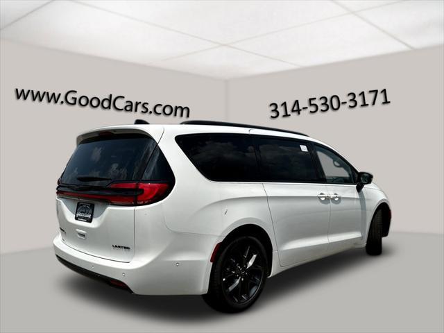 new 2024 Chrysler Pacifica car, priced at $56,560