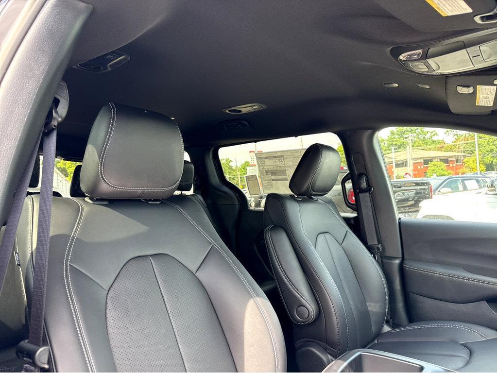 new 2026 Chrysler Pacifica car, priced at $44,460