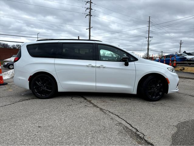 used 2024 Chrysler Pacifica car, priced at $42,900