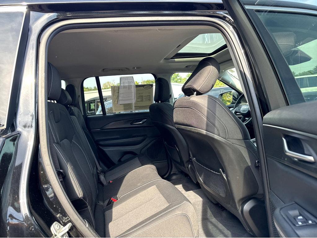 used 2023 Jeep Grand Cherokee car, priced at $26,993