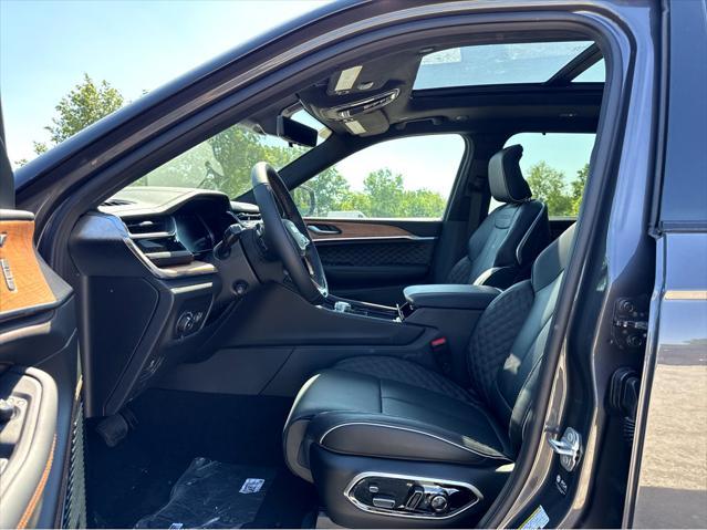new 2025 Jeep Grand Cherokee L car, priced at $73,850