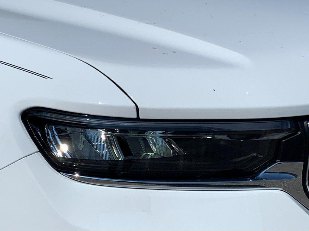 new 2025 Jeep Grand Cherokee car, priced at $41,780