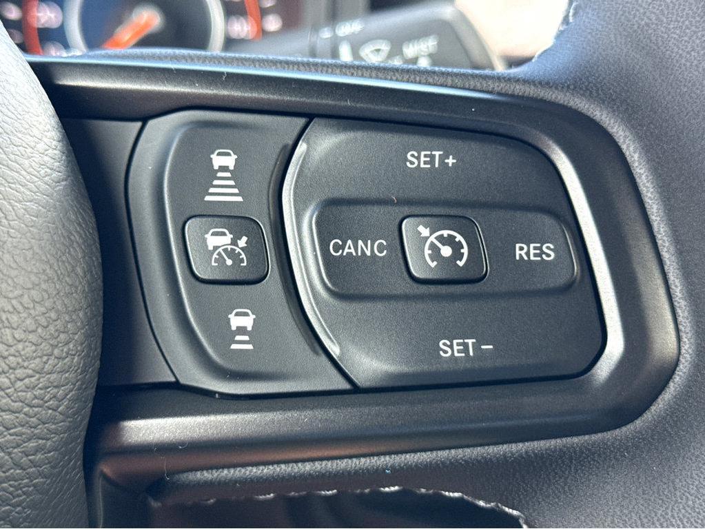 new 2025 Jeep Gladiator car, priced at $64,785