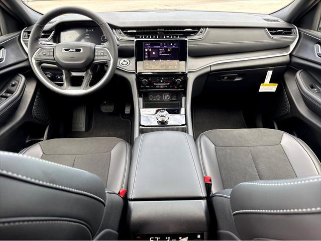 new 2025 Jeep Grand Cherokee L car, priced at $48,730