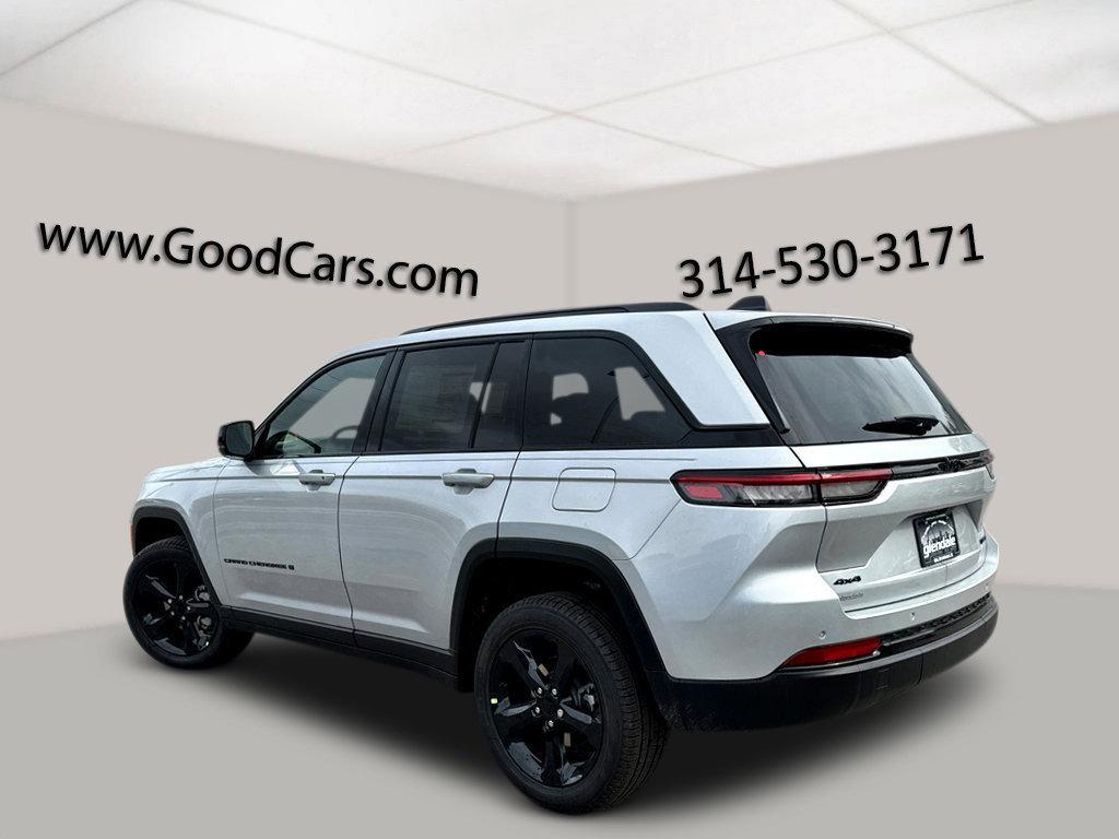 new 2025 Jeep Grand Cherokee car, priced at $52,735