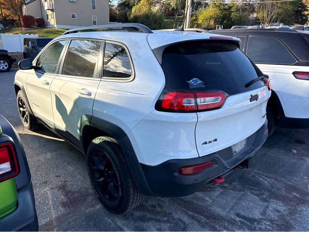 used 2018 Jeep Cherokee car, priced at $15,989