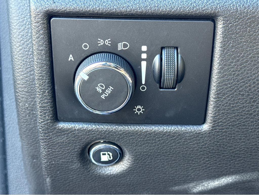 used 2018 Jeep Grand Cherokee car, priced at $17,800