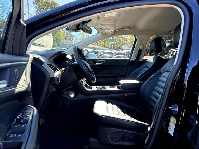 used 2024 Ford Edge car, priced at $26,993