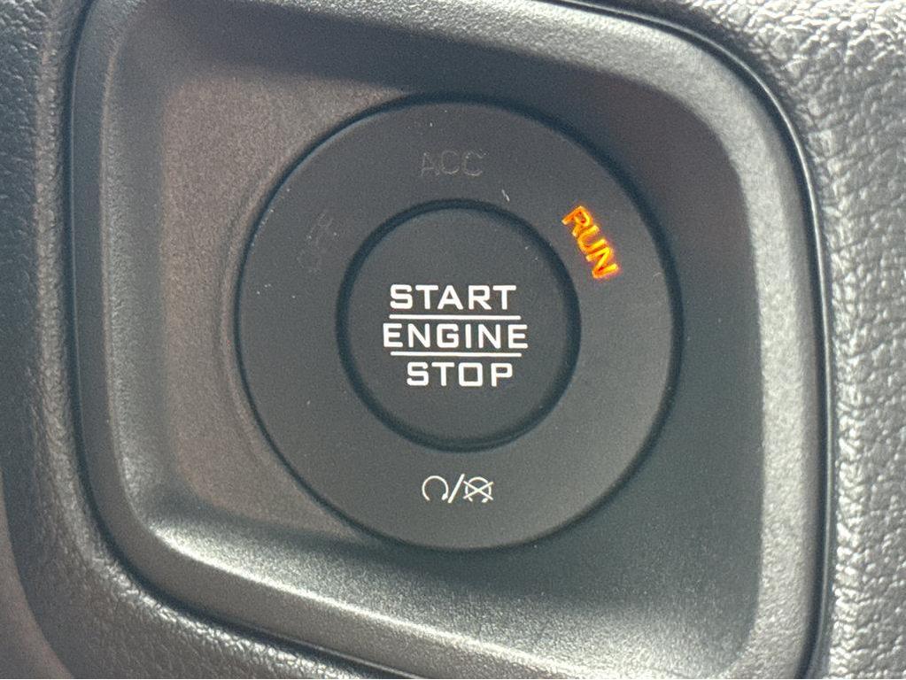 new 2025 Jeep Wrangler car, priced at $52,685