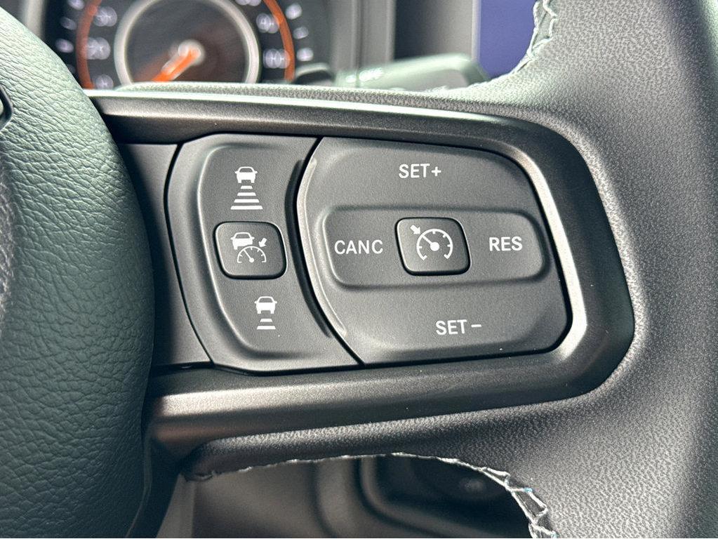 new 2025 Jeep Wrangler car, priced at $52,685
