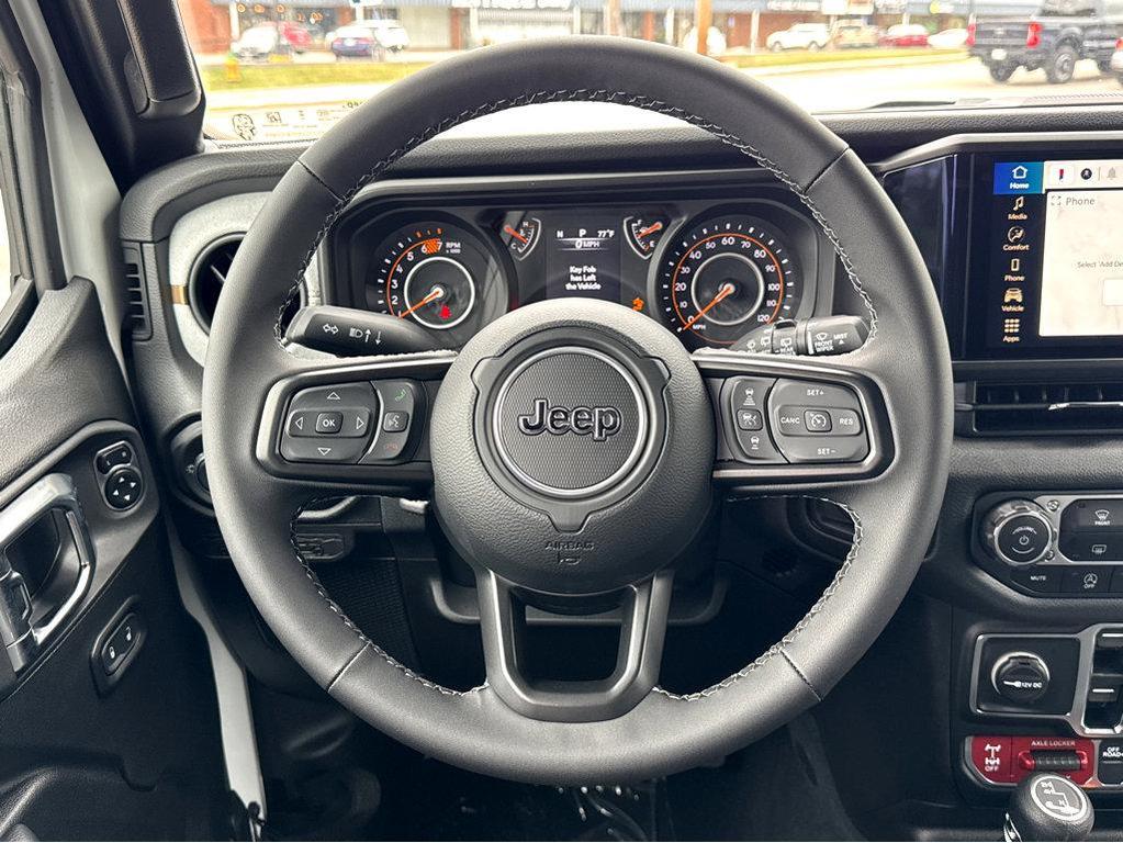 new 2025 Jeep Wrangler car, priced at $52,685