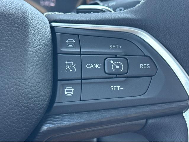new 2025 Jeep Grand Cherokee car, priced at $49,370