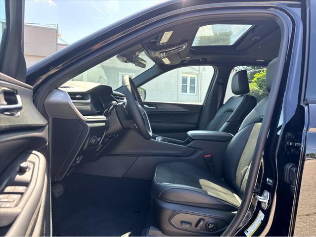 new 2025 Jeep Grand Cherokee car, priced at $49,370