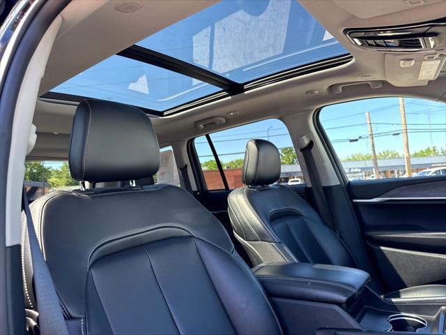 used 2024 Jeep Grand Cherokee 4xe car, priced at $37,990