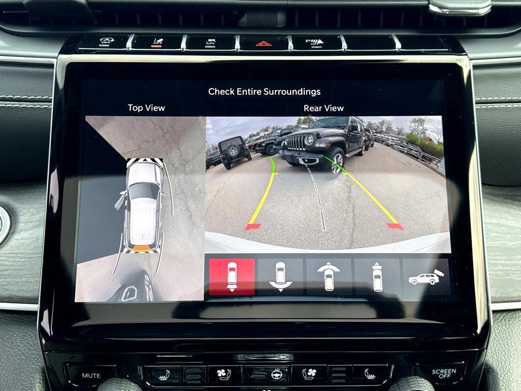 new 2025 Jeep Grand Cherokee car, priced at $52,935
