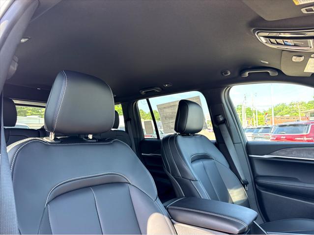 new 2025 Jeep Grand Cherokee car, priced at $46,900