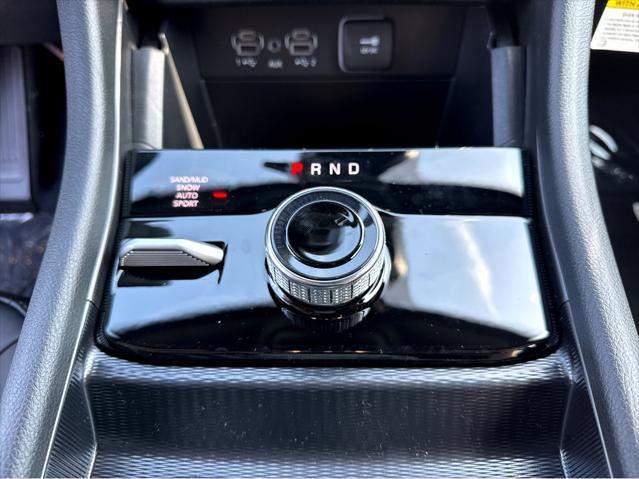 new 2025 Jeep Grand Cherokee car, priced at $46,900