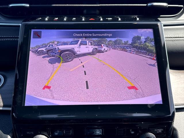 new 2025 Jeep Grand Cherokee car, priced at $46,900