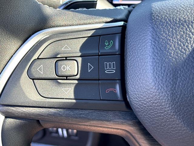 new 2025 Jeep Grand Cherokee car, priced at $50,010