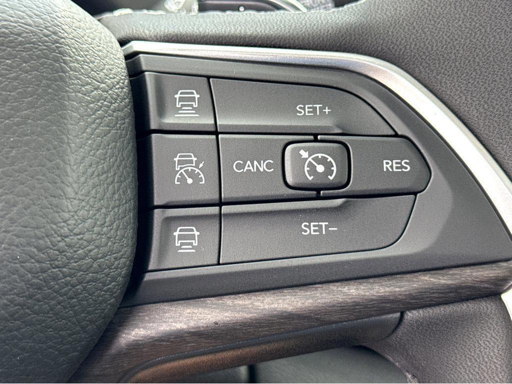 new 2025 Jeep Grand Cherokee L car, priced at $55,035