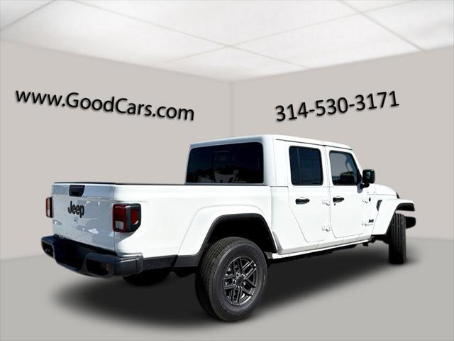 new 2025 Jeep Gladiator car, priced at $49,380